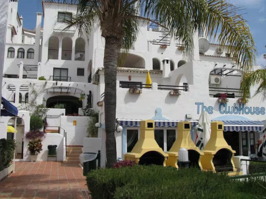 Pueblo Evita Apartment In Exclusive Holiday Complex Benalmádena Extérieur photo